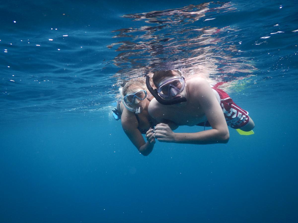 Equa Reef Maldives Hotell Addu City Exteriör bild